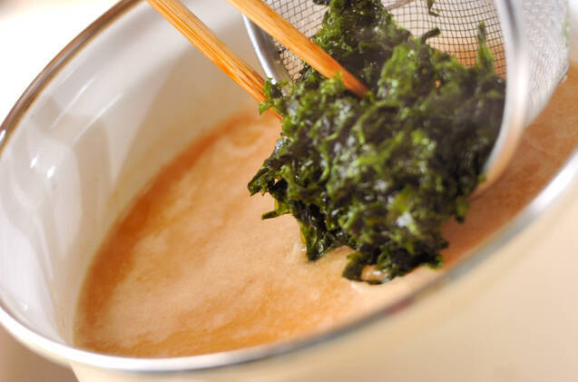 アオサのみそ汁の作り方の手順4