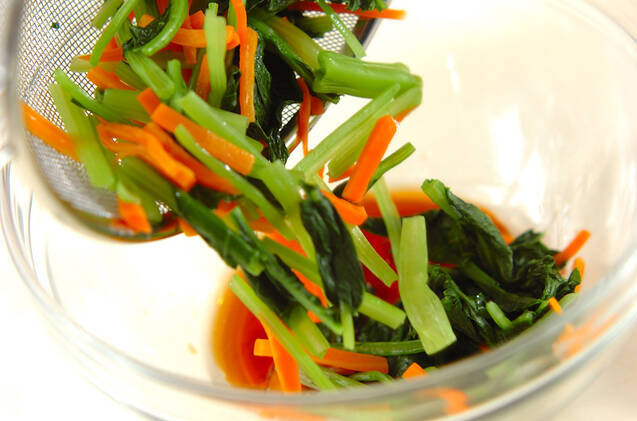 小松菜とニンジンのサッと和えの作り方の手順5