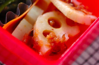 レンコンの梅肉和え