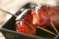 トマトのベーコン巻き