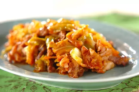 豚とキャベツのピリ辛煮 レシピ 作り方 E レシピ 料理のプロが作る簡単レシピ