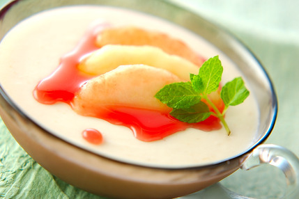 ちょっぴりオトナな桃のふるふるムース