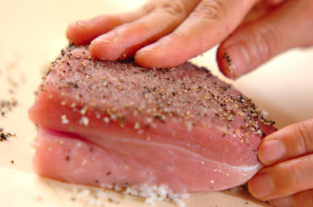 ピリ辛ソース添えゆで豚の作り方の手順1