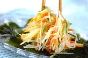 せん切り野菜サラダの作り方2