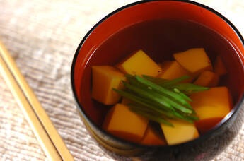 卵豆腐入りお吸い物