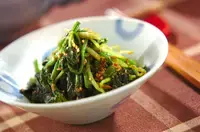 ホウレン草とミツバのゴマ和え