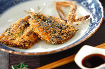 イワシのゴマ入りパン粉焼き