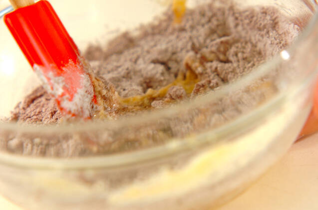 大きなココアクッキーの作り方の手順7