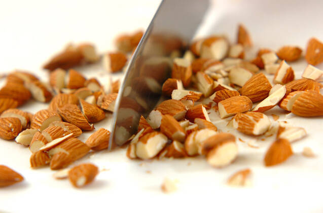 大きなココアクッキーの作り方の手順2