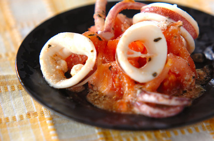 イカとトマトのバジル和え