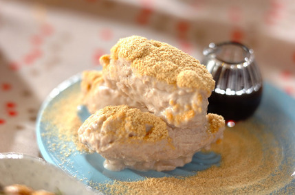 そばがきの黒みつがけ