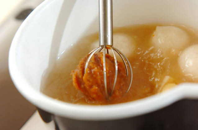 油揚げのシンプルみそ汁の作り方の手順5