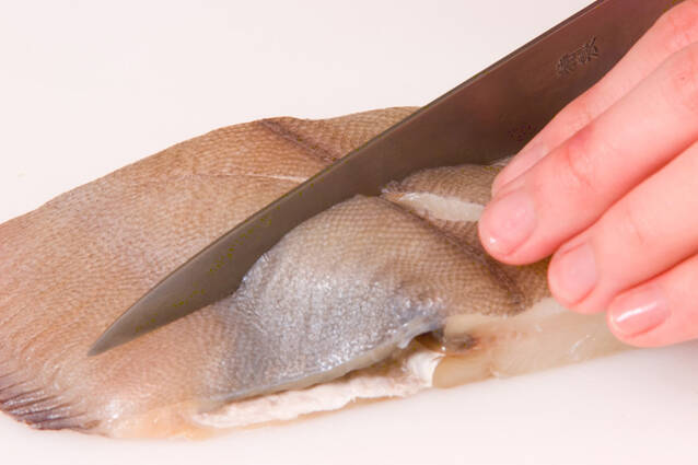 ショウガ香る！ふっくらカレイの煮付けの作り方の手順1