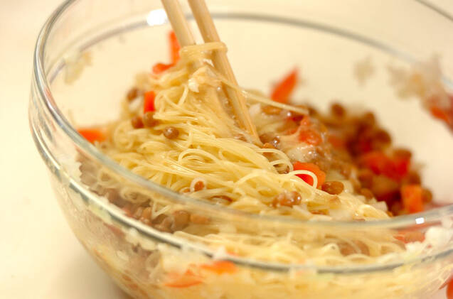 納豆と塩トマトの冷製カッペリーニの作り方の手順3