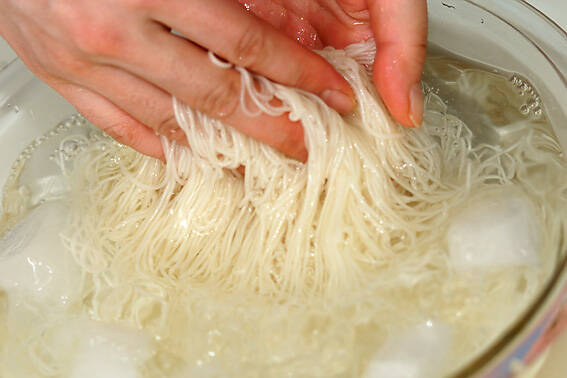 明太子と大葉の素麺の作り方の手順3