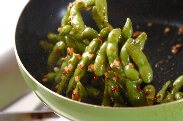 枝豆のガーリック炒めの作り方の手順5