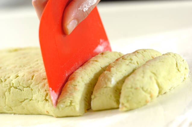 オレンジ風味のアボカドスコーンの作り方の手順7