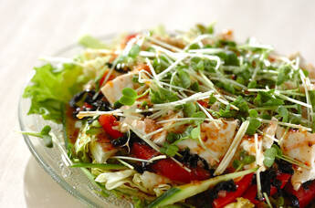 トマとうふサラダ