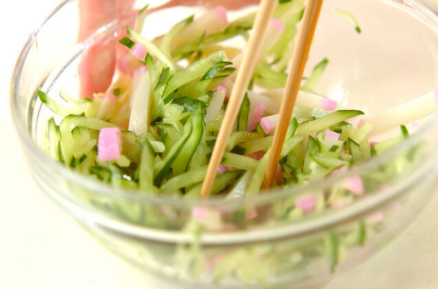 カマボコの酢の物の作り方の手順4