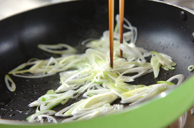 オニオンステーキ丼の作り方の手順2