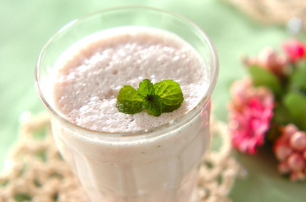 イチゴミルクゼリー