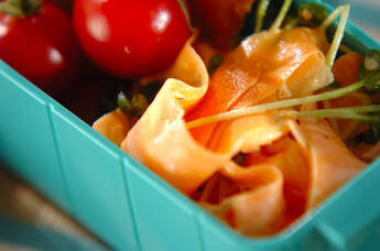 ニンジンサラダ