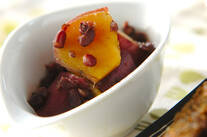 サツマイモと小豆の煮物