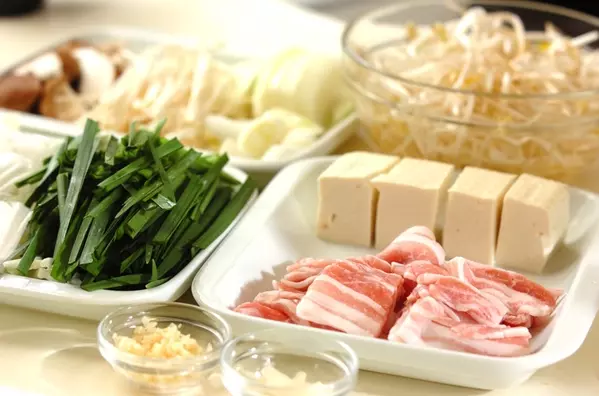 鍋料理 簡単人気のみそキムチ！絶品おすすめの味わいをお家での下準備2