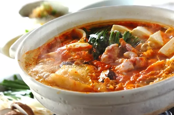 鍋料理 簡単人気のみそキムチ！絶品おすすめの味わいをお家で