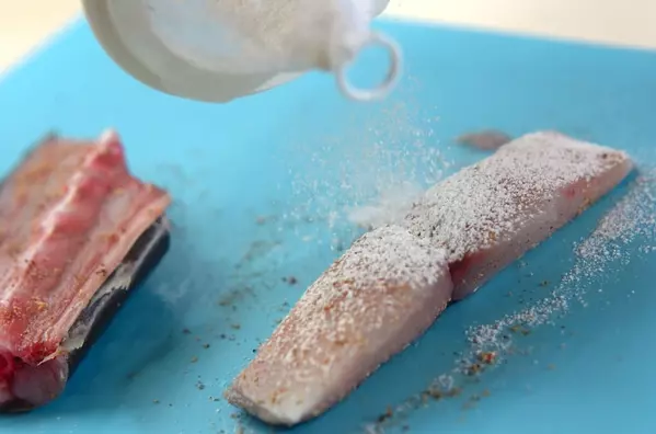 プロが伝授！さわらのムニエル 上品な味わいの作り方1