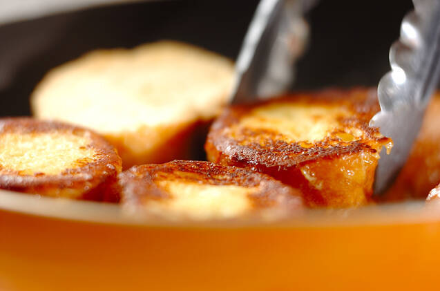 フレンチトーストの作り方の手順2