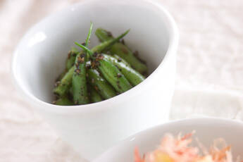 サヤインゲンのゴマ汚し