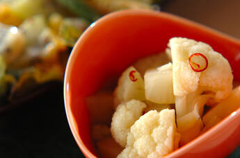 カリフラワーの甘酢づけ