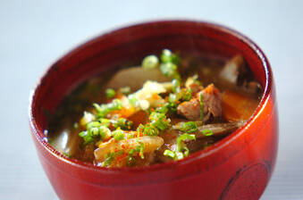 根菜豚汁