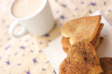 ハートのスパイシーピザ