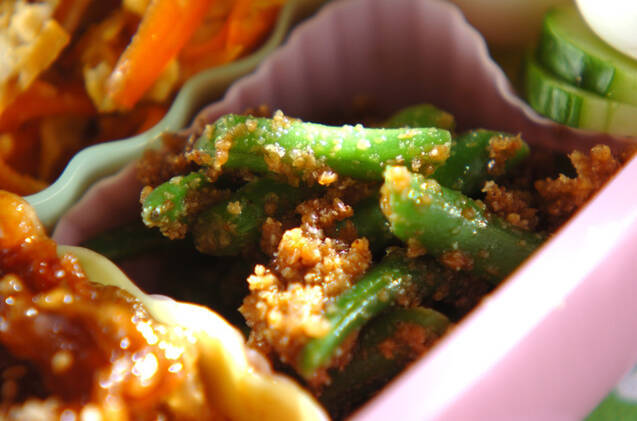 サヤインゲンのゴマ和え