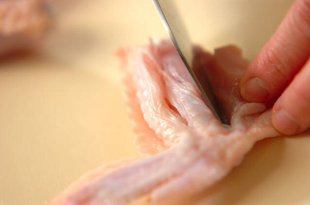 手羽のパリッと塩焼きの作り方の手順1