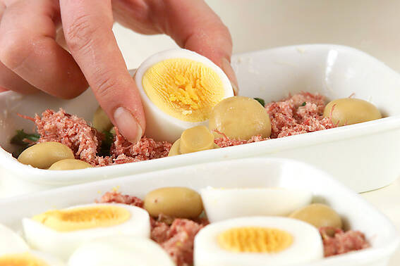 卵とほうれん草のグラタンの作り方の手順3