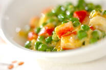 グリンピースのふんわりスクランブル