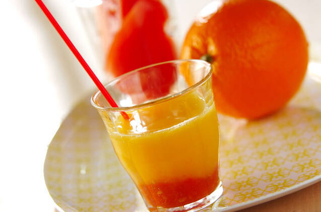 オレンジトマトジュース