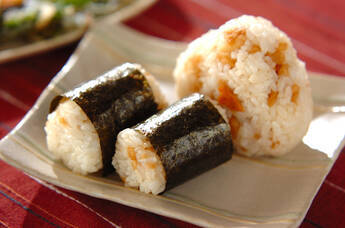 天かすのおにぎり