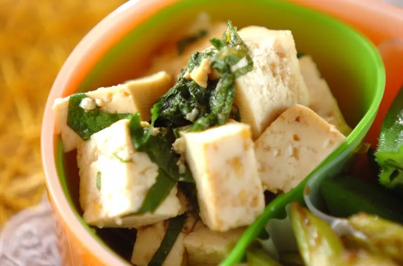豆腐のしそダレ 副菜 レシピ 作り方 E レシピ 料理のプロが作る簡単レシピ