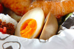 しょうゆ漬けゆで卵