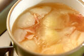 新玉ねぎのスープ 丸ごと使ってコクたっぷり by近藤 瞳さんの作り方3