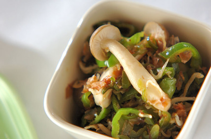 ピーマンとジャコのおかか炒め