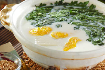 豆乳仕立ての湯豆腐