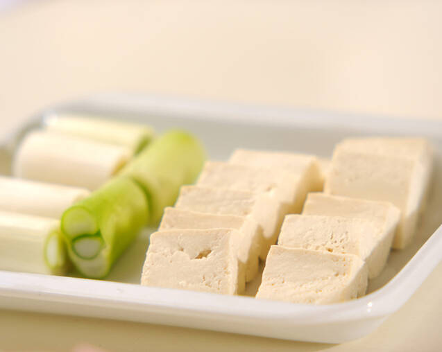 ピリ辛豆腐煮の作り方の手順1