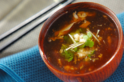 落とし卵のショウガ汁