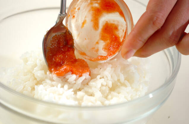 タラコバターチャーハンの作り方の手順1