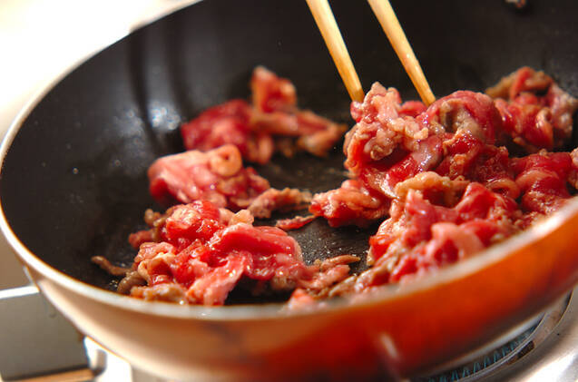 梅ご飯でサッパリ！焼肉のおにぎらずの作り方の手順1